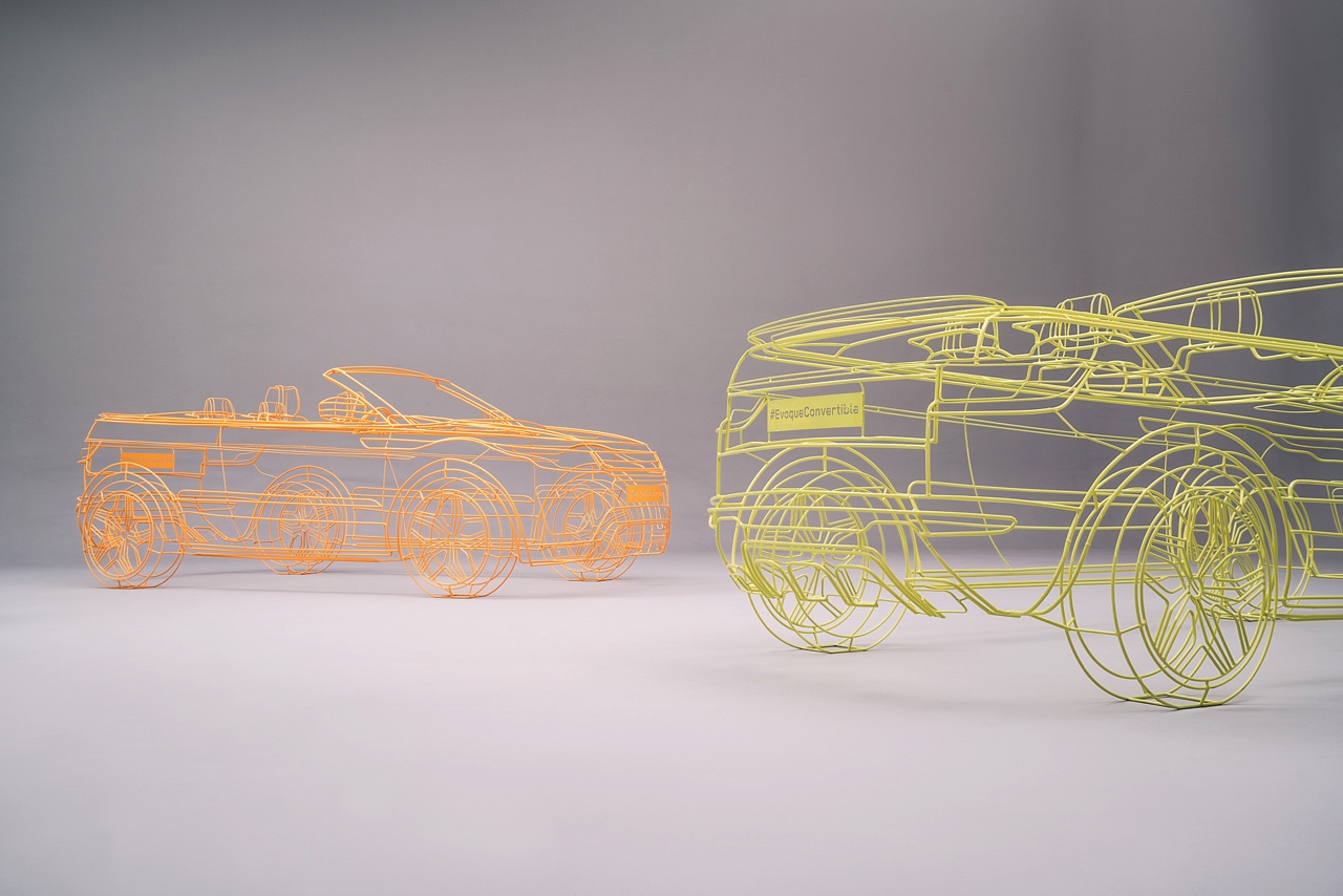 In november 2015 maakt de Range Rover Evoque Cabriolet zijn debuut. Begin volgend jaar komt hij in Nederland op de markt.
