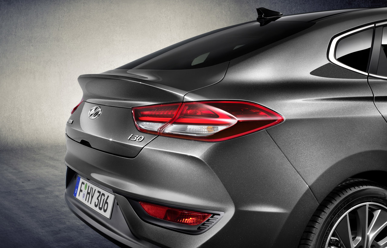 De derde carrosserieversie van de nieuwe Hyundai i30 is de fastback die begin volgend jaar verschijnt.