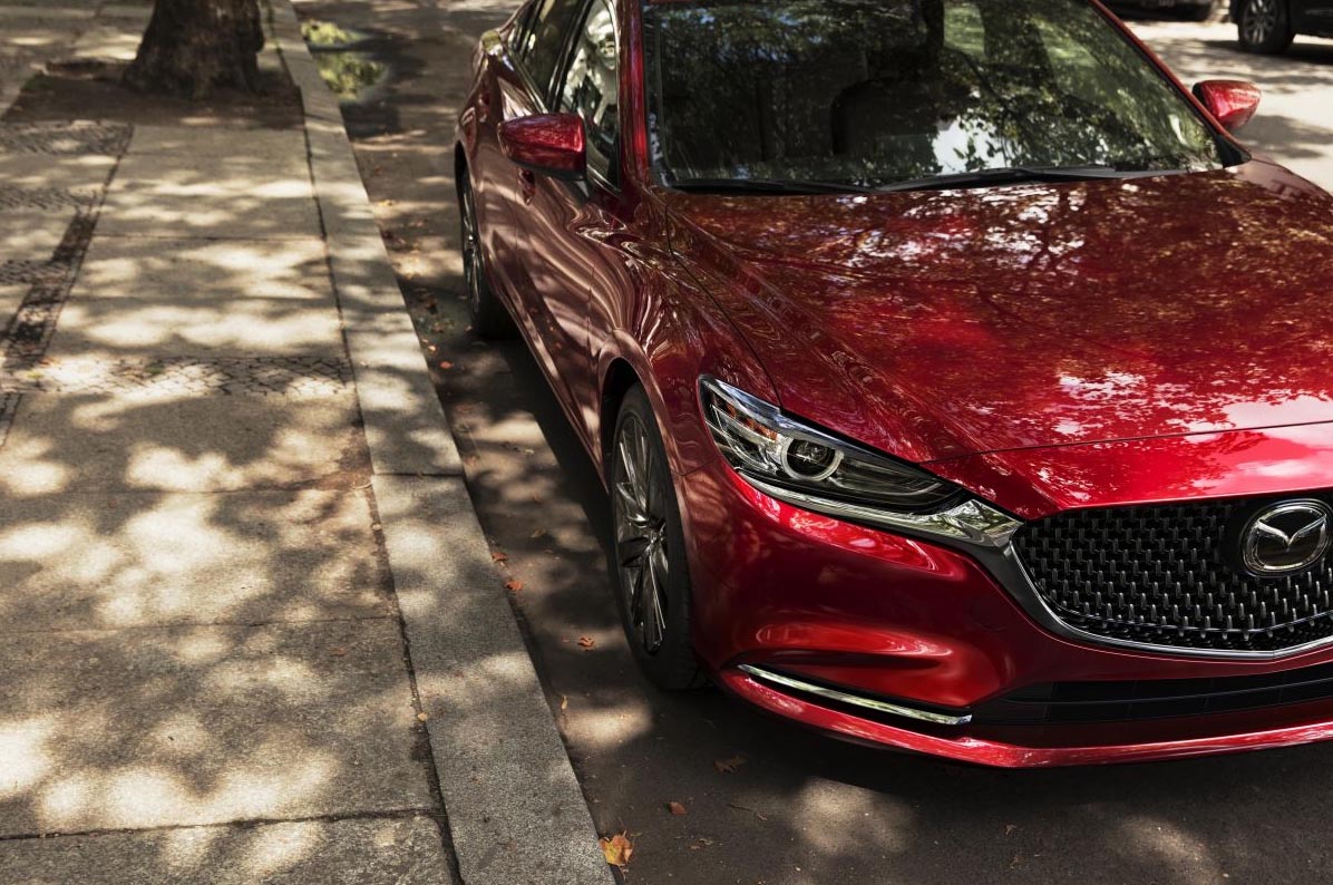 Mazda voert op de 6 diverse detailverbeteringen door.