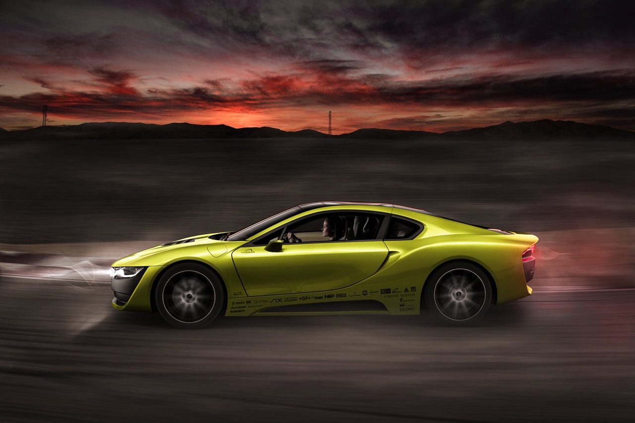 De Rinspeed Etos is een zelfrijdende concept auto die wordt gepresenteerd op CES Las Vegas. Hij heeft een Nederlands tintje dankzij een glow-in-the-dark interieur van Stahl.