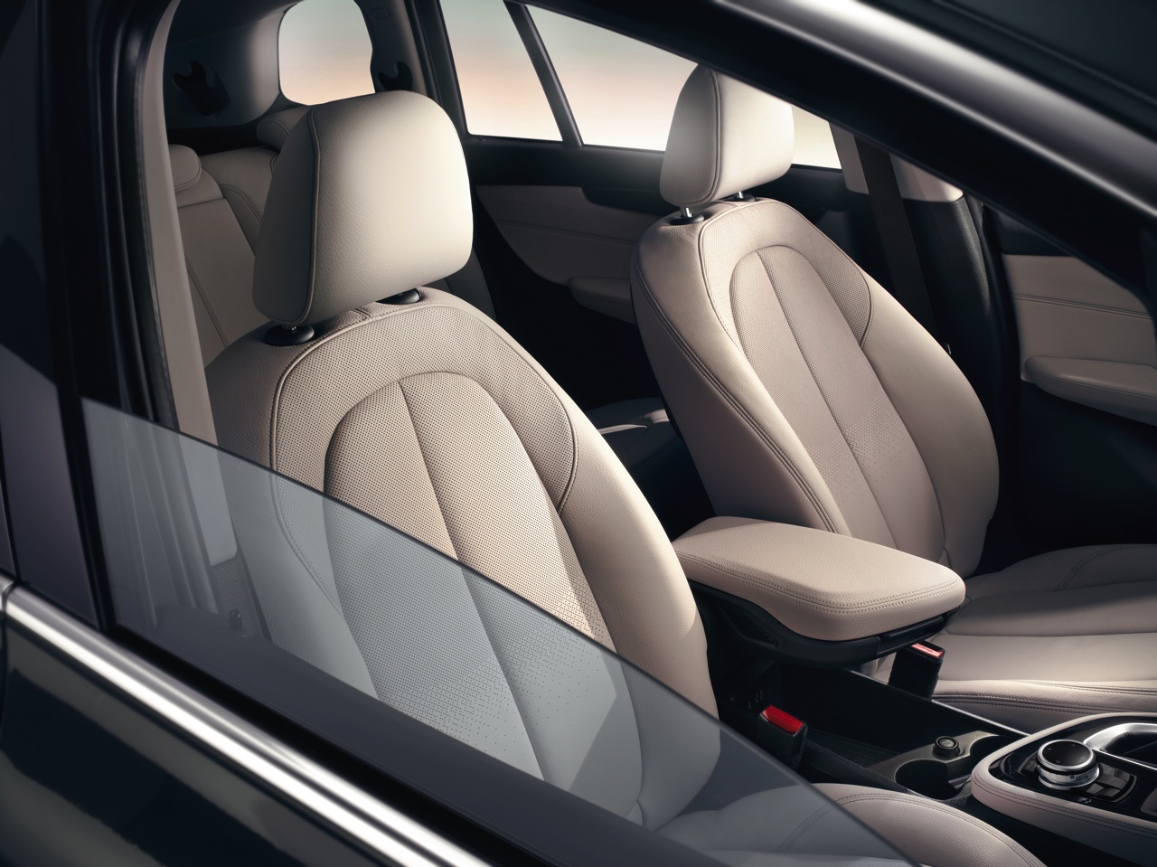 BMW 2 Serie Gran Tourer is de zevenzitter van BMW voor het gezin, op basis van de 2 Serie Active Tourer.