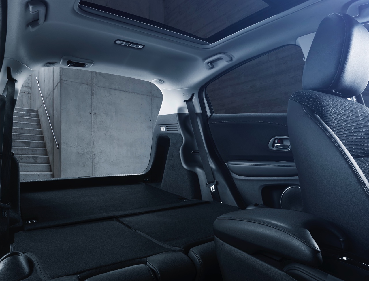 Honda HR-V voor Europa presenteert zich op Autosalon van Genve en komt in de zomer van 2015 op de markt met i-VTEC en i-DTEC motoren.