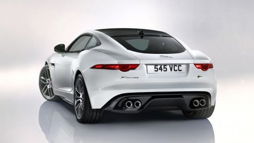 Jaguar heeft de F-Type Coup onthuld. De coup komt direct ook als F-Type R Coup beschikbaar met een tot 550 pk opgepompte 5.0 liter V8 Supercharged.