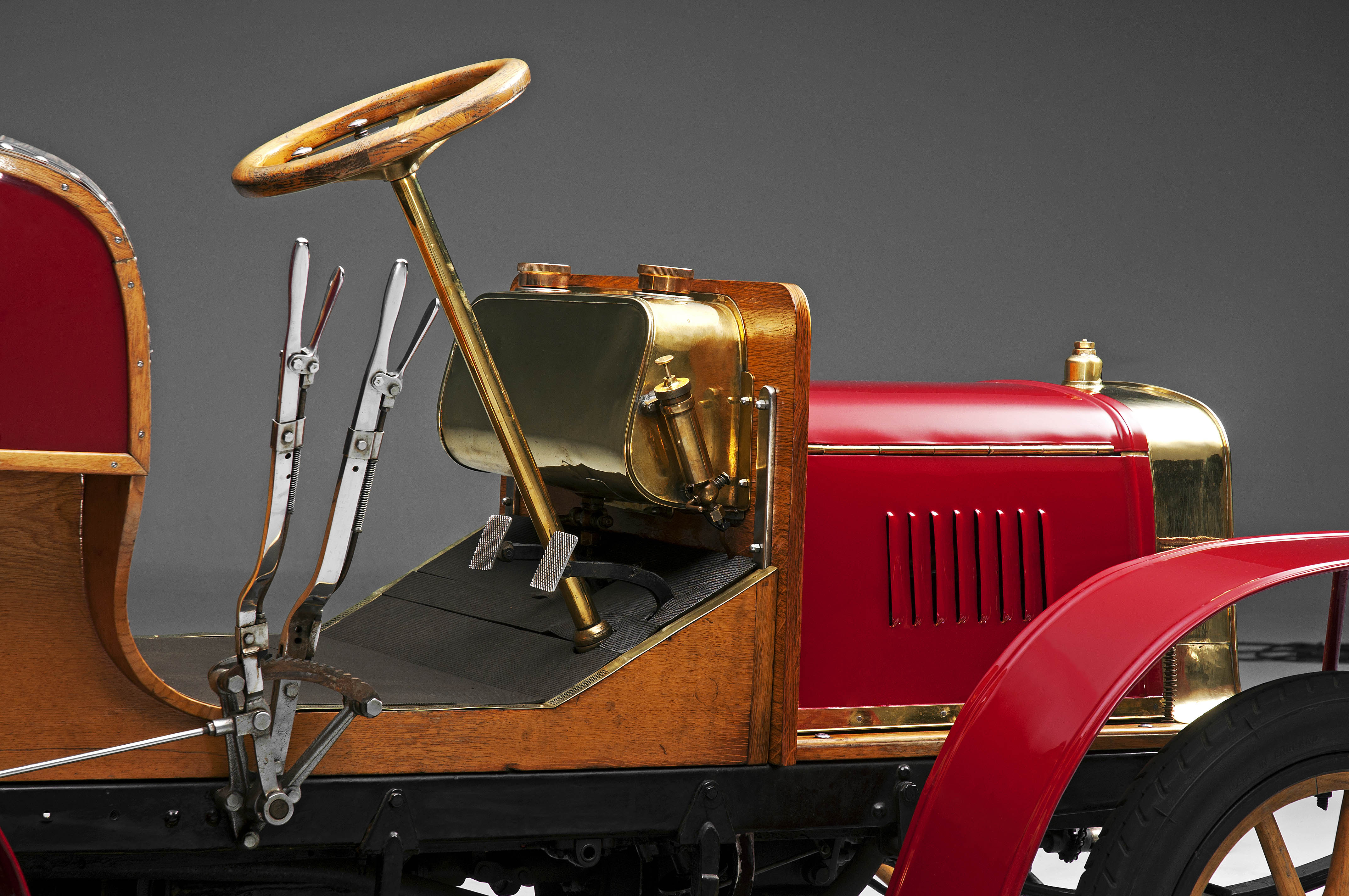 L&K Voiturette A staat aan de basis van het merk Skoda. L&K wordt anno 2015 gebruikt als extra luxe uitvoering bij Skoda-modellen.