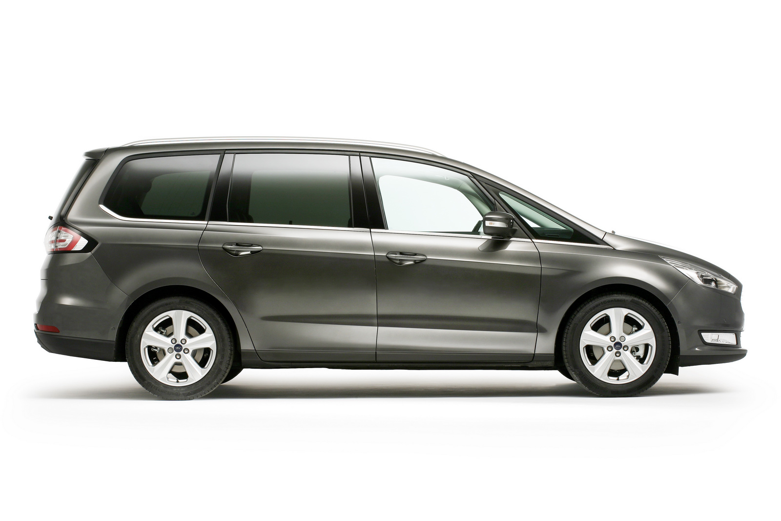 Dit is de nieuwe Ford Galaxy, met eerste beelden en details.