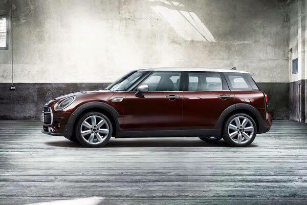 Dit is de nieuwe Mini Clubman 2015, zoals hij later dit jaar op de markt komt.