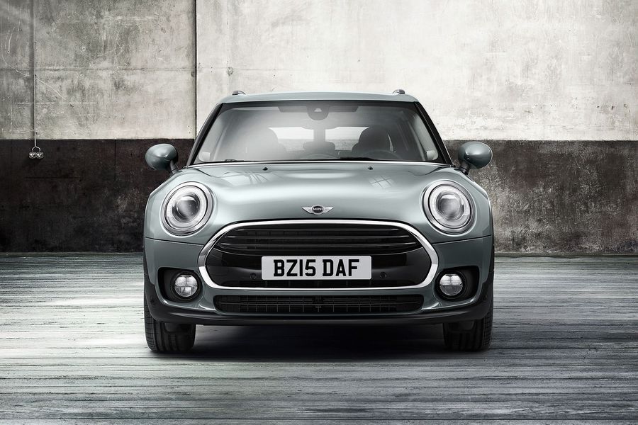 Dit is de nieuwe Mini Clubman 2015, zoals hij later dit jaar op de markt komt.