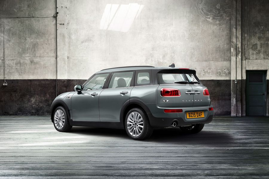 Dit is de nieuwe Mini Clubman 2015, zoals hij later dit jaar op de markt komt.