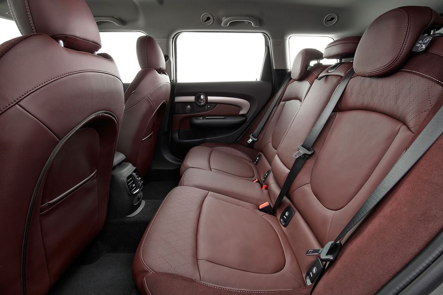 Dit is de nieuwe Mini Clubman 2015, zoals hij later dit jaar op de markt komt.
