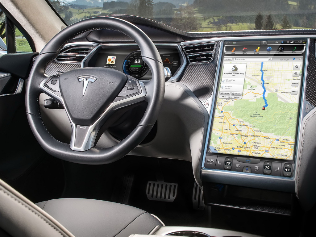 Tesla Model S in Nederland nu ook beschikbaar met het 75 kWh accupakket. Wat kost dat en is het je geld waard?