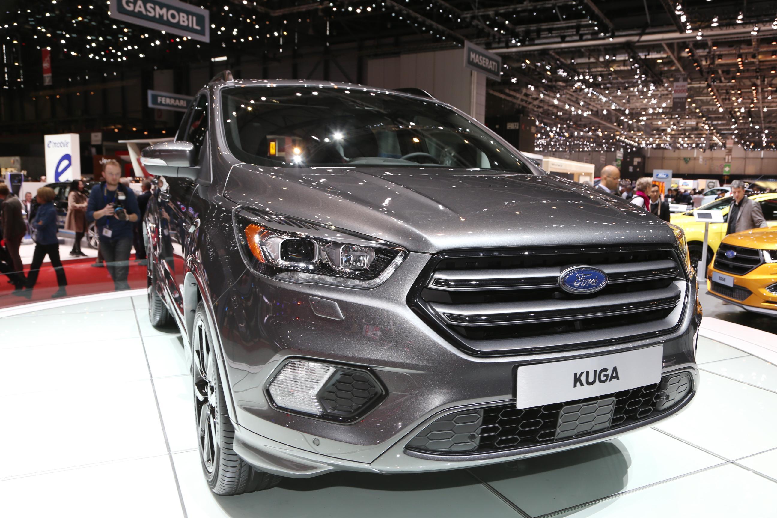 Ford Kuga Vignale en Edge Vignale in beeld.