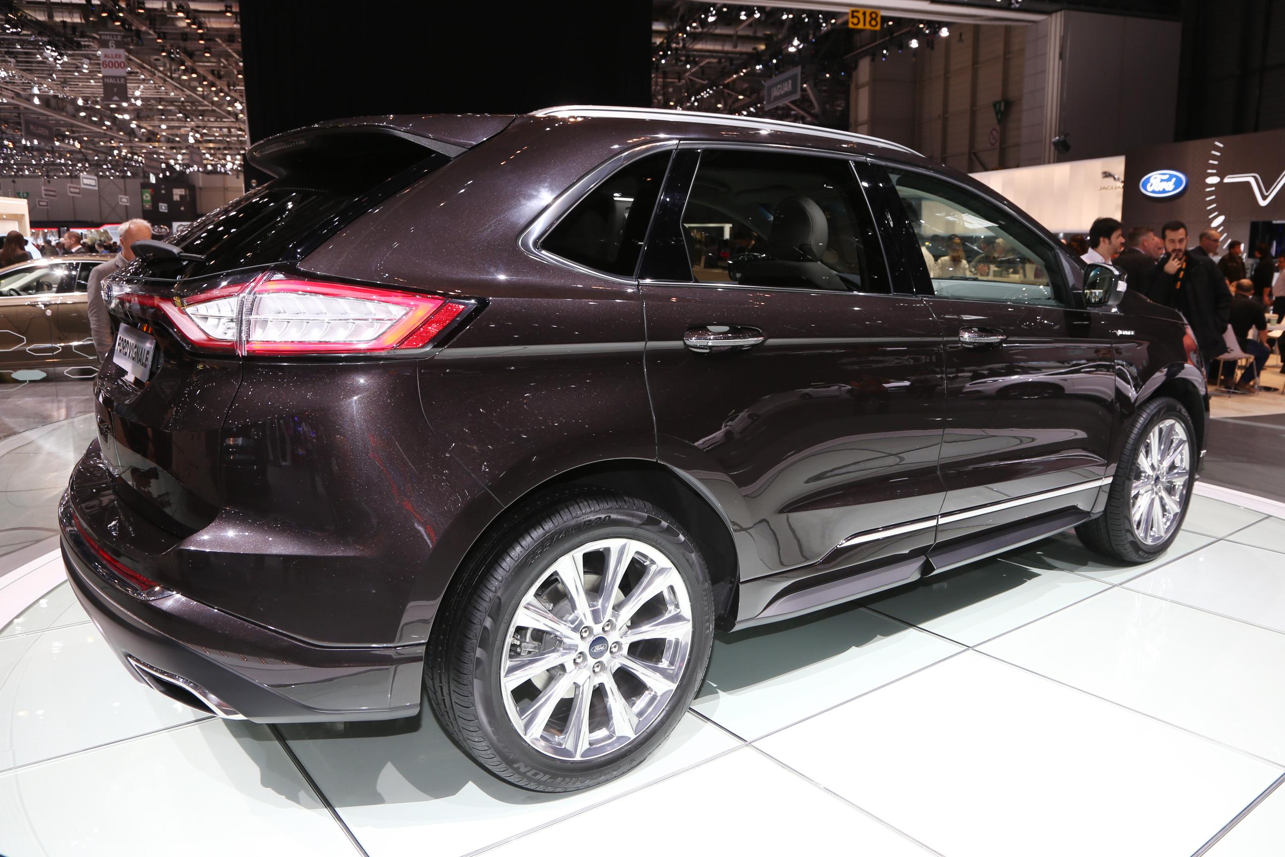 Ford Kuga Vignale en Edge Vignale in beeld.