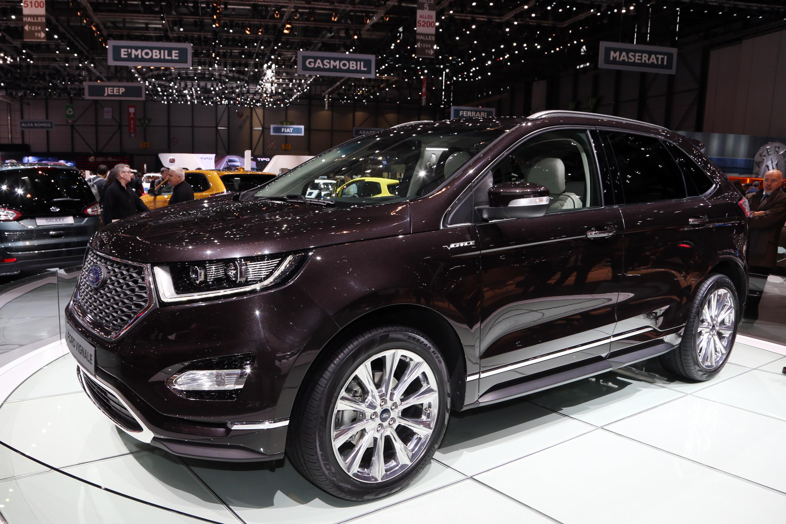 Ford Kuga Vignale en Edge Vignale in beeld.