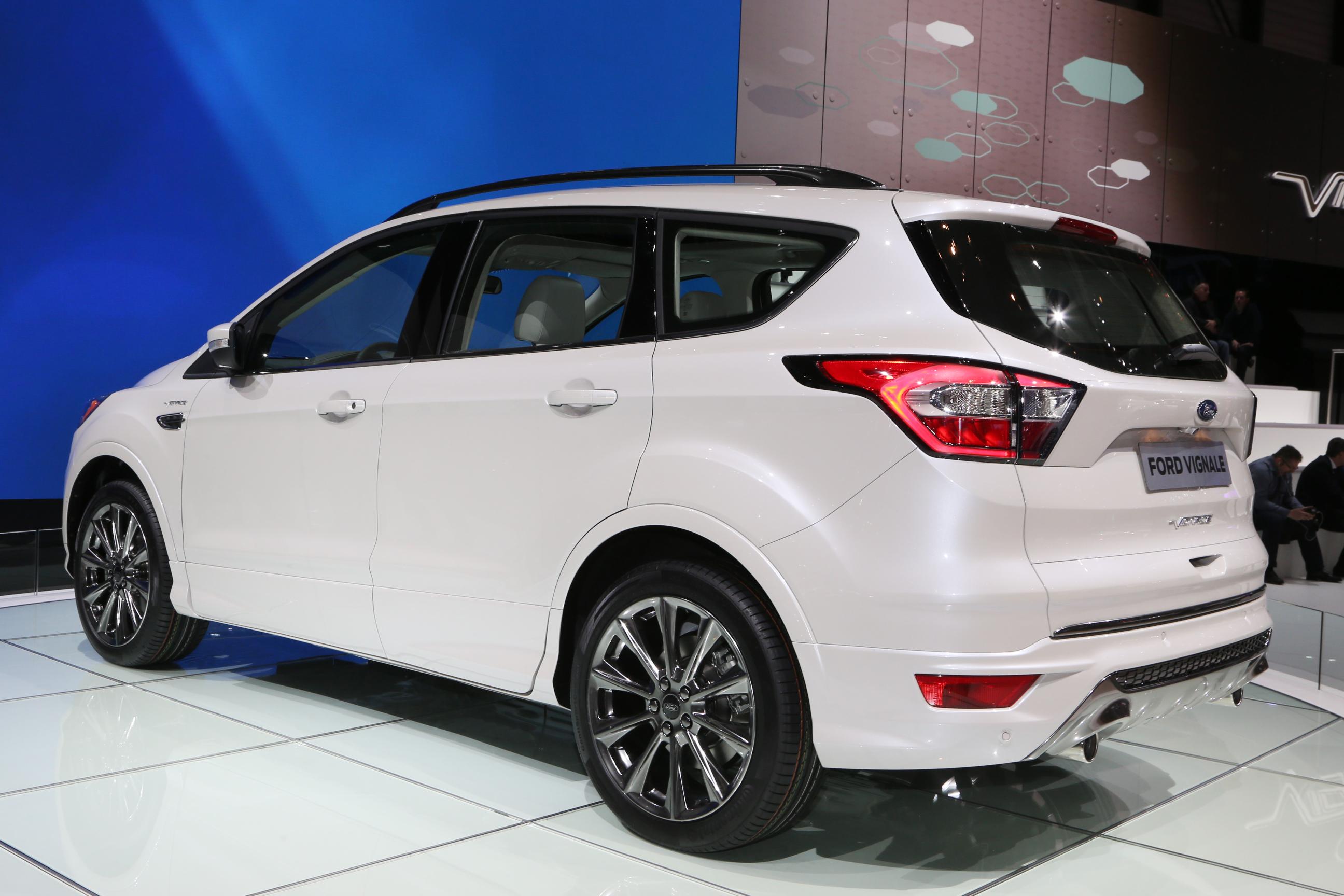 Ford Kuga Vignale en Edge Vignale in beeld.