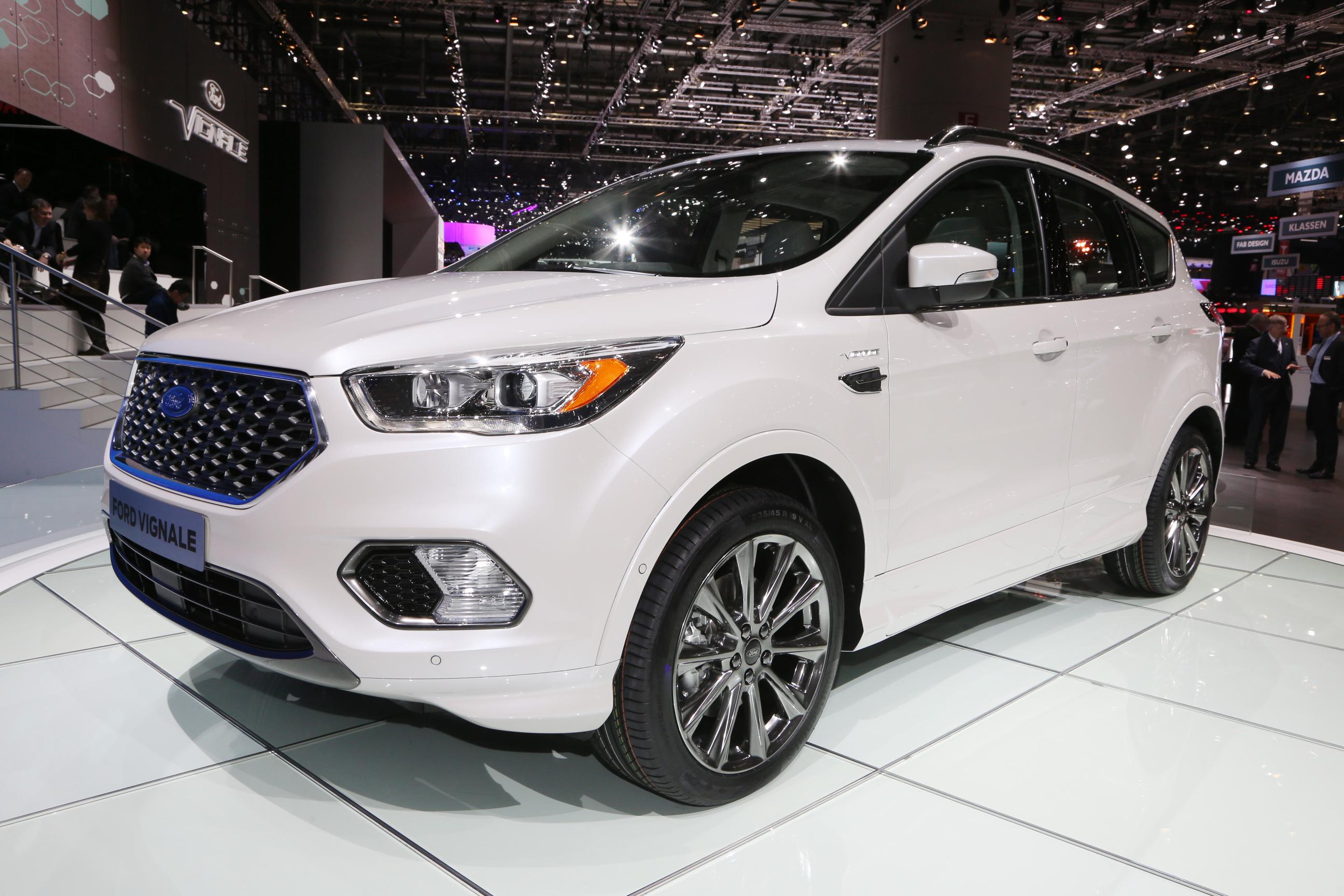 Ford Kuga Vignale en Edge Vignale in beeld.