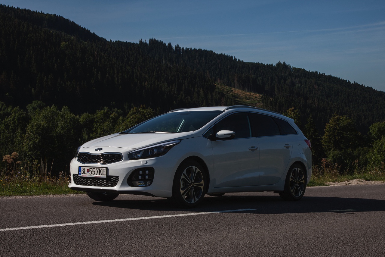 Autotest vernieuwde Kia cee'd, de facelift die de Koreaan een nieuw gezicht geeft, met daarachter de langverwachte 1.0 T-GDI motor.
