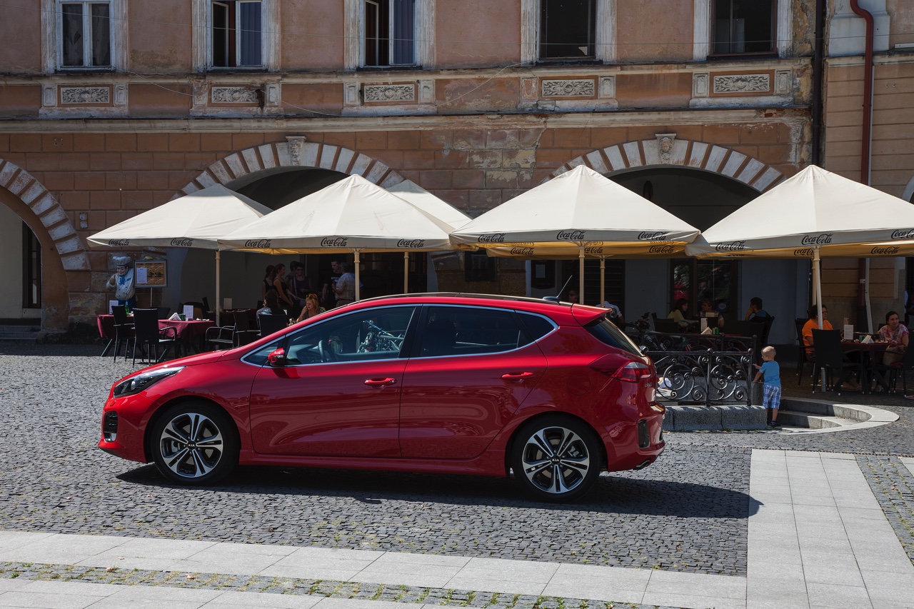 Autotest vernieuwde Kia cee'd, de facelift die de Koreaan een nieuw gezicht geeft, met daarachter de langverwachte 1.0 T-GDI motor.