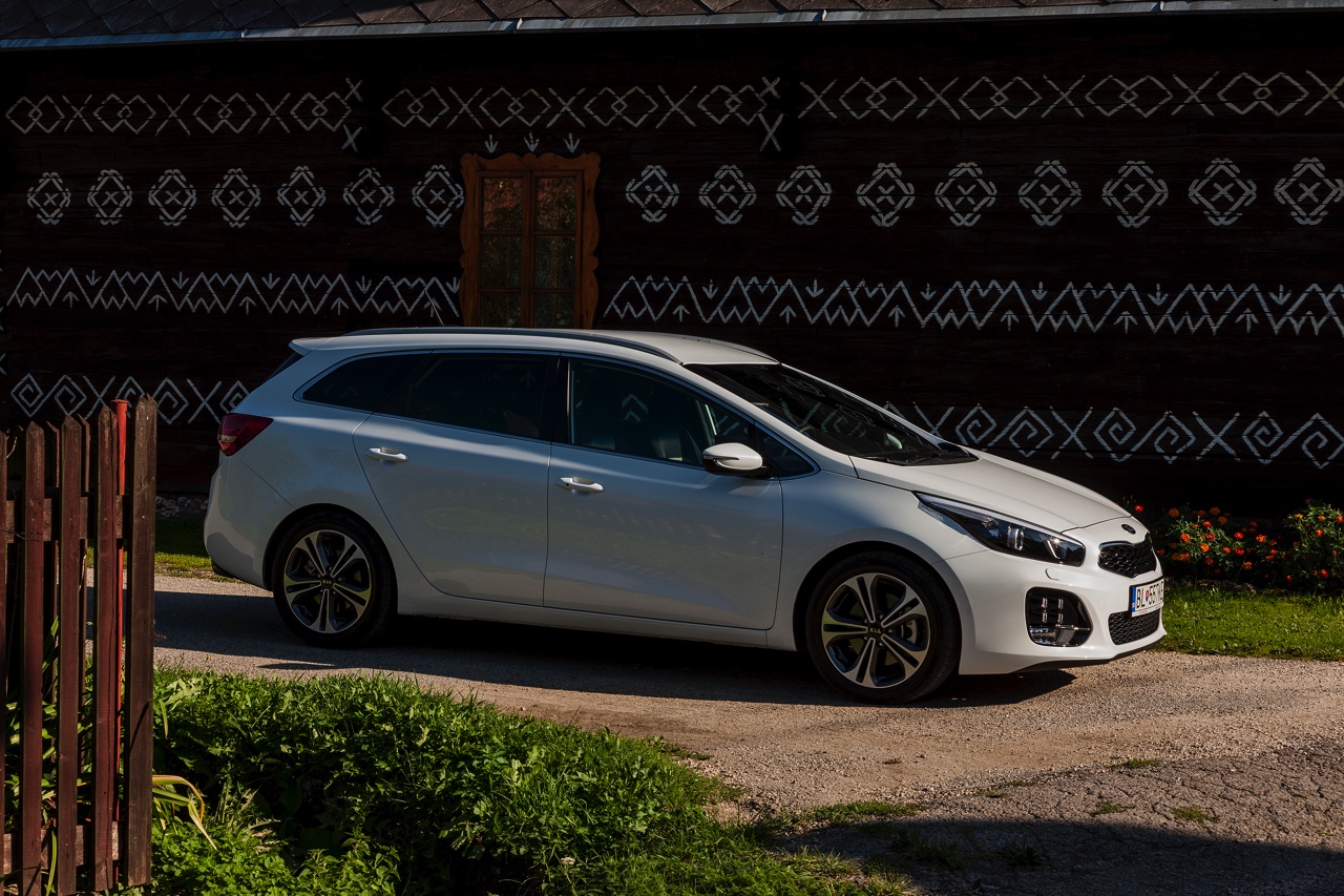 Autotest vernieuwde Kia cee'd, de facelift die de Koreaan een nieuw gezicht geeft, met daarachter de langverwachte 1.0 T-GDI motor.