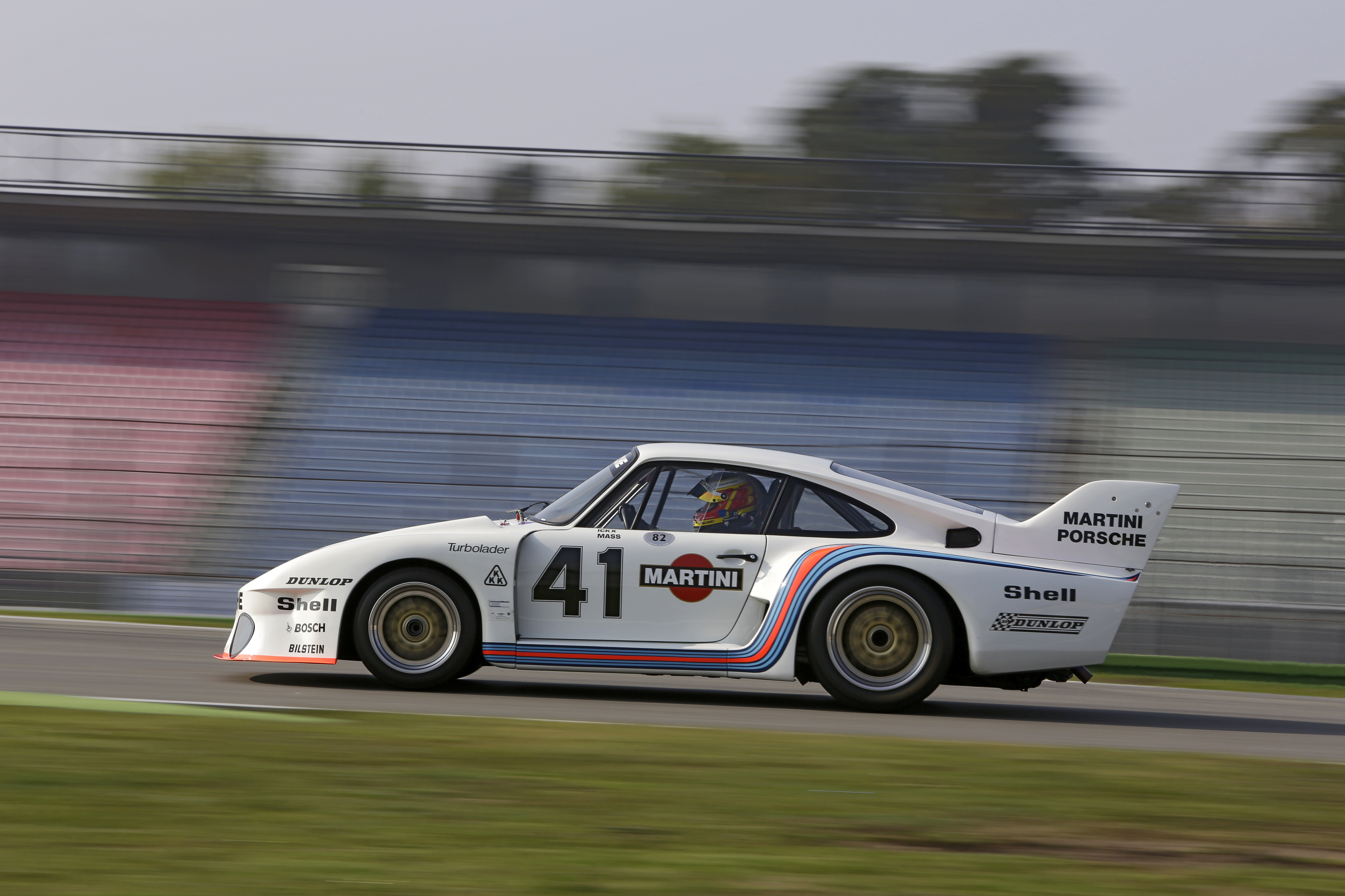 In 2016 kunnen Porsche-liefhebbers heel wat plezier beleven aan verschillende evenementen zoals Porsche Classic Day, Porsche Racing Days Zandvoort en Rijkspolitie Porsche Louwman.