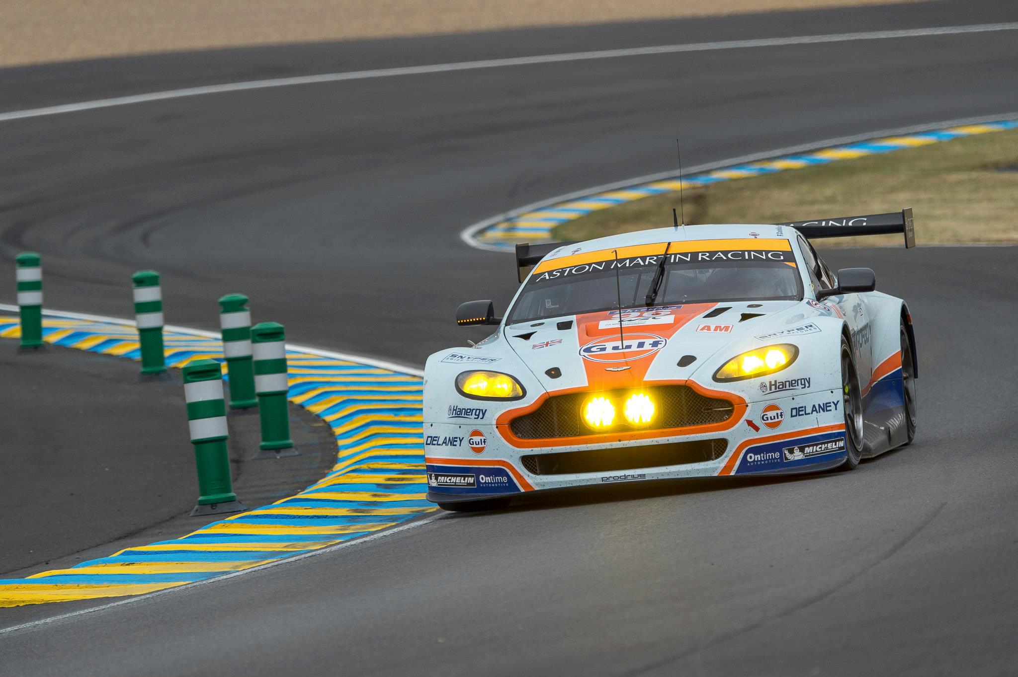 Aston Martin Racing start zowel in GTE Pro als GTE Am klasse vooraan bij de 24 Uren van Le Mans.