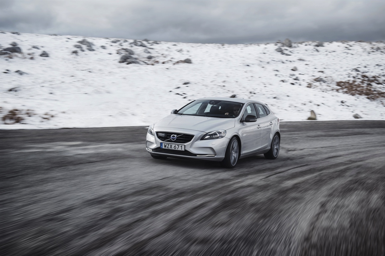 Volvo introduceert Polestar Performance Parts voor Volvo S60, V60, XC60 en V40 met hardware en software upgrades.