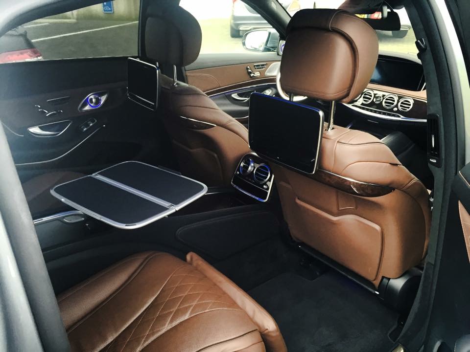 Een dag onderweg in de Mercedes-Maybach S600 limousine.