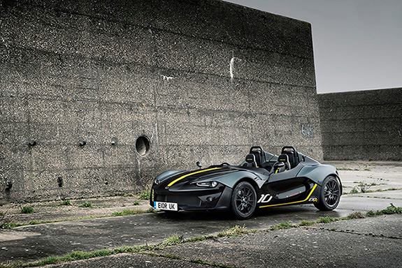 Zenos E10R is de sportieve versie van de E10S, een luchtige scheurneus voor op het circuit of openbare weg.