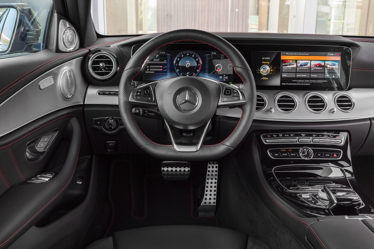 Mercedes-AMG introduceert de eerste AMG-versie van de nieuwe E-Klasse, de E 43 4Matic met 401 pk.