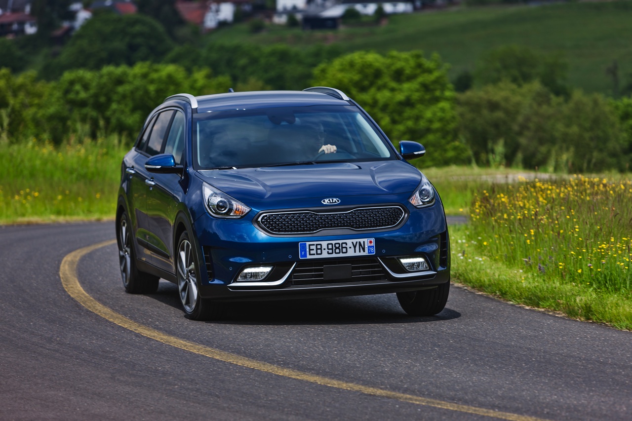 Eerste indruk van de Kia Niro, een hybride crossover met 1.6 GDI, elektromotor en zestrapsautomaat. Heeft Kia hiermee een schot in de roos?