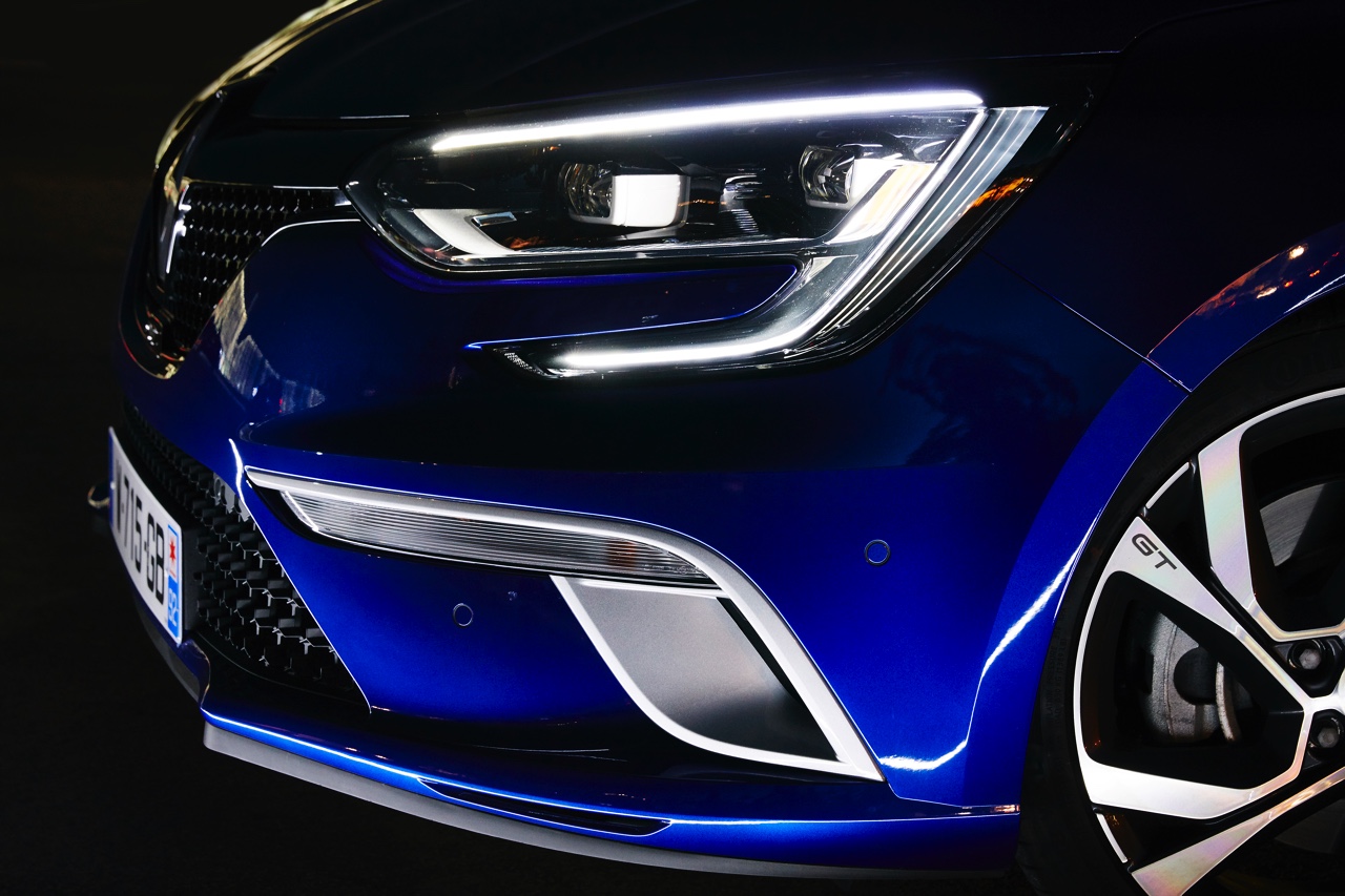 Eerste indruk met nieuwe Renault Mgane GT, de sportieve versie met 205 pk en standaard EDC-automaat.