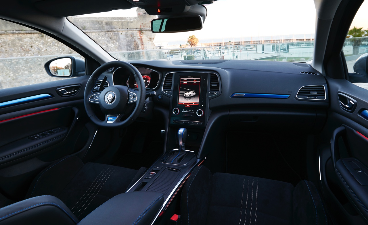 Eerste indruk met nieuwe Renault Mgane GT, de sportieve versie met 205 pk en standaard EDC-automaat.