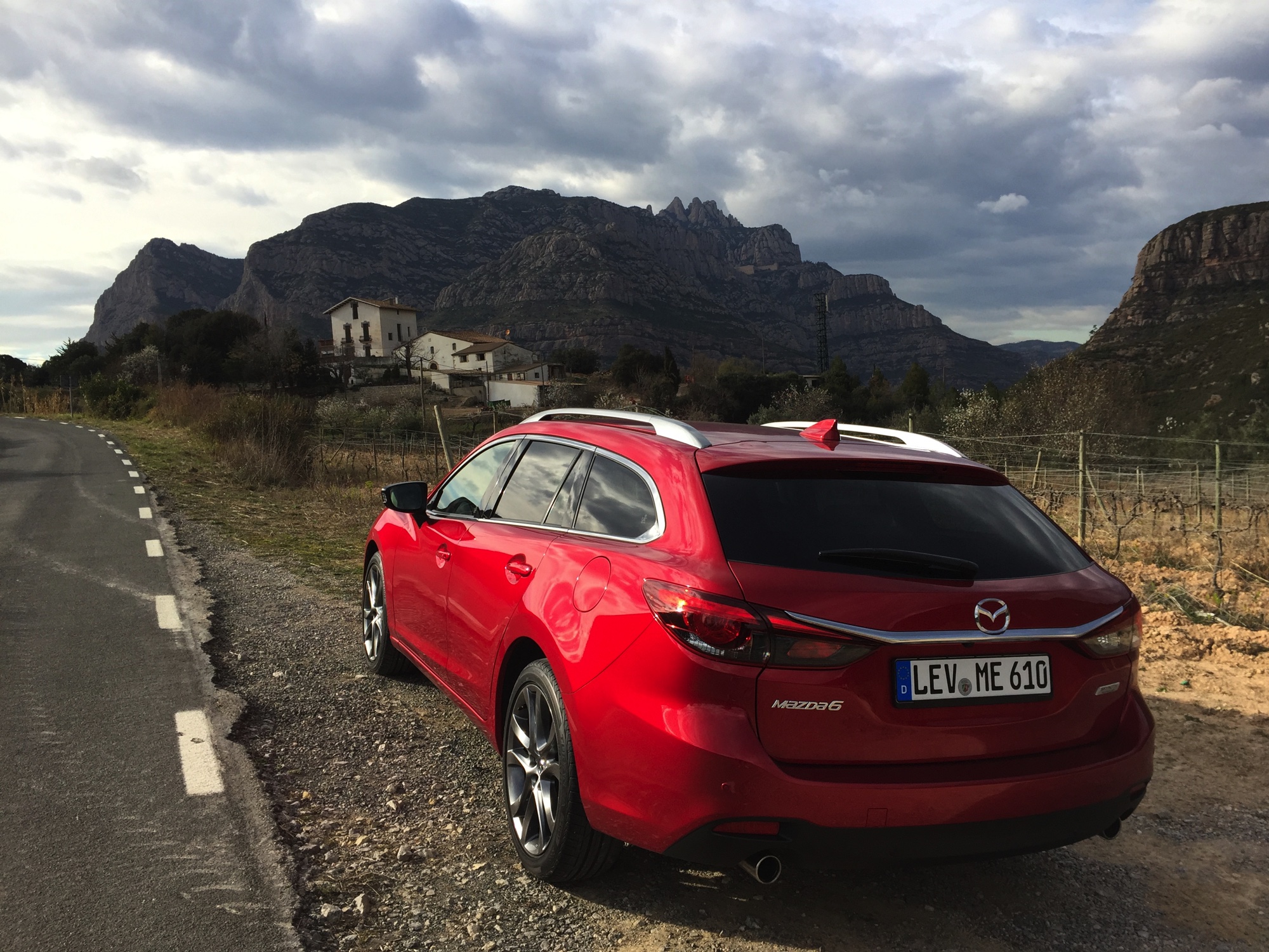 Mazda heeft de Mazda6 een kleine update gegeven. Op de wegen rond Barcelona probeerden we hem uit in de populairste configuratie voor Nederland, de GT-M. De eerste indruk.