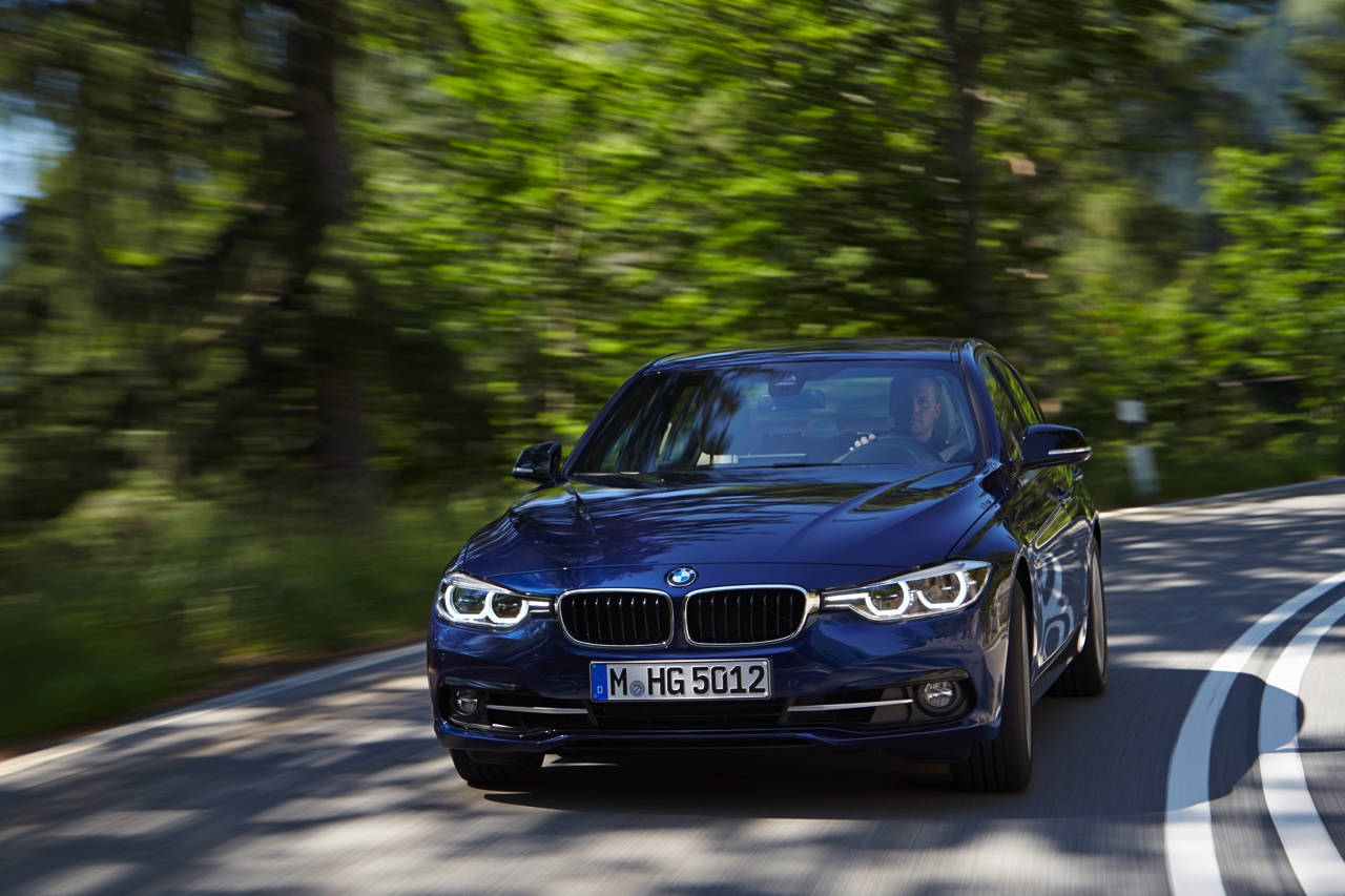 Eerste rij-indruk BMW 3 Serie facelift met 340i Sedan, goed voor 326 pk en veel rijplezier.
