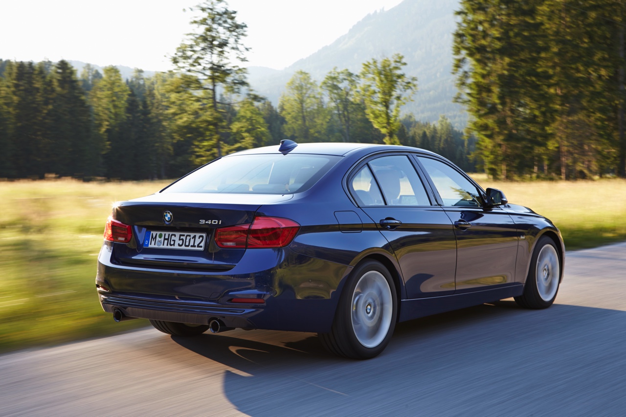 Eerste rij-indruk BMW 3 Serie facelift met 340i Sedan, goed voor 326 pk en veel rijplezier.