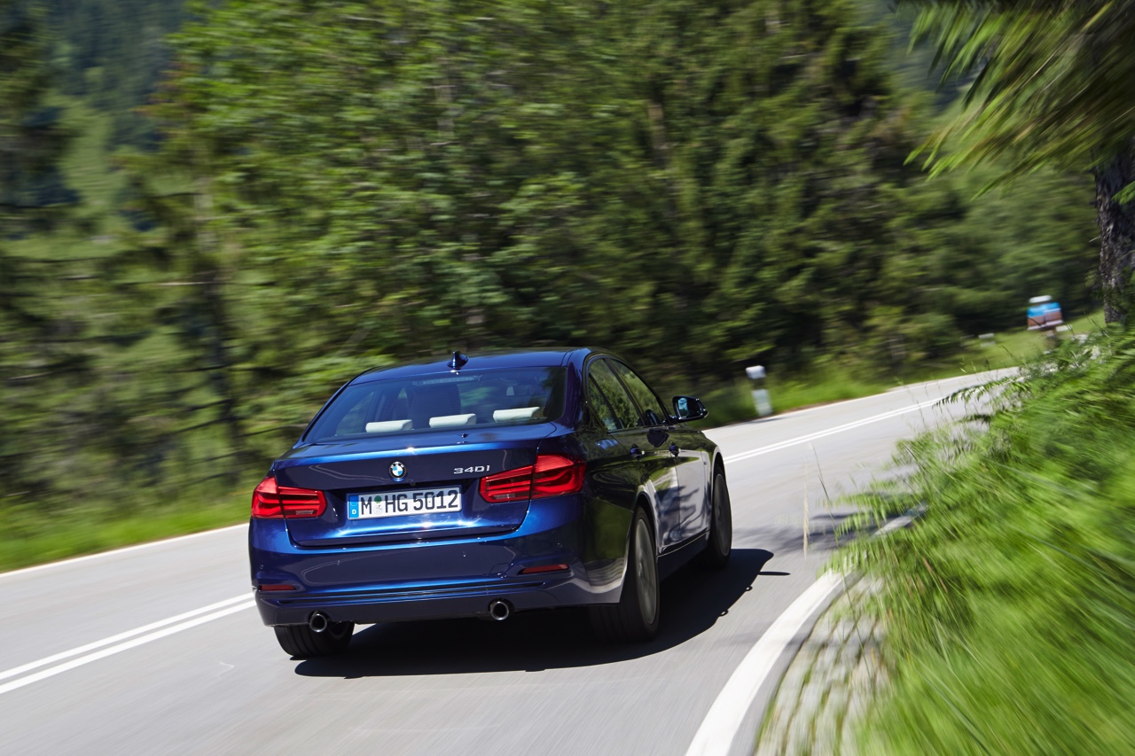 Eerste rij-indruk BMW 3 Serie facelift met 340i Sedan, goed voor 326 pk en veel rijplezier.