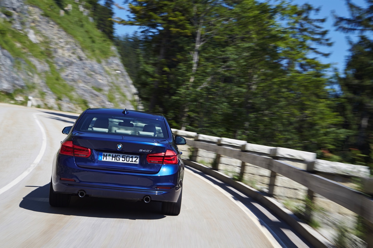 Eerste rij-indruk BMW 3 Serie facelift met 340i Sedan, goed voor 326 pk en veel rijplezier.