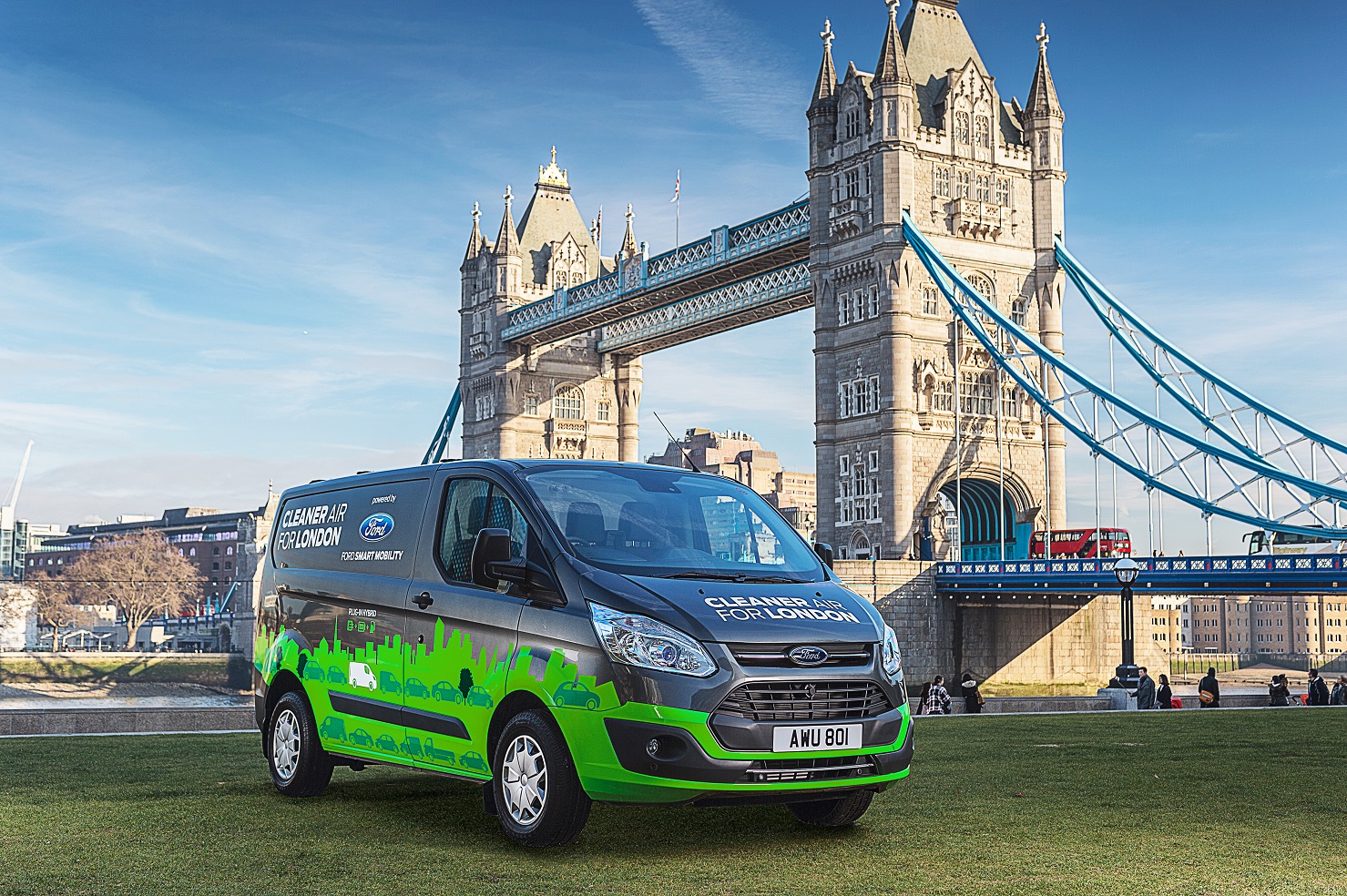 Begin deze maand kondigde Ford haar grote elektroplannen aan. Een van de nieuwtjes voor Europa is een plug-in hybride Transit en daarmee voert Ford nu de eerste tests uit in Londen.