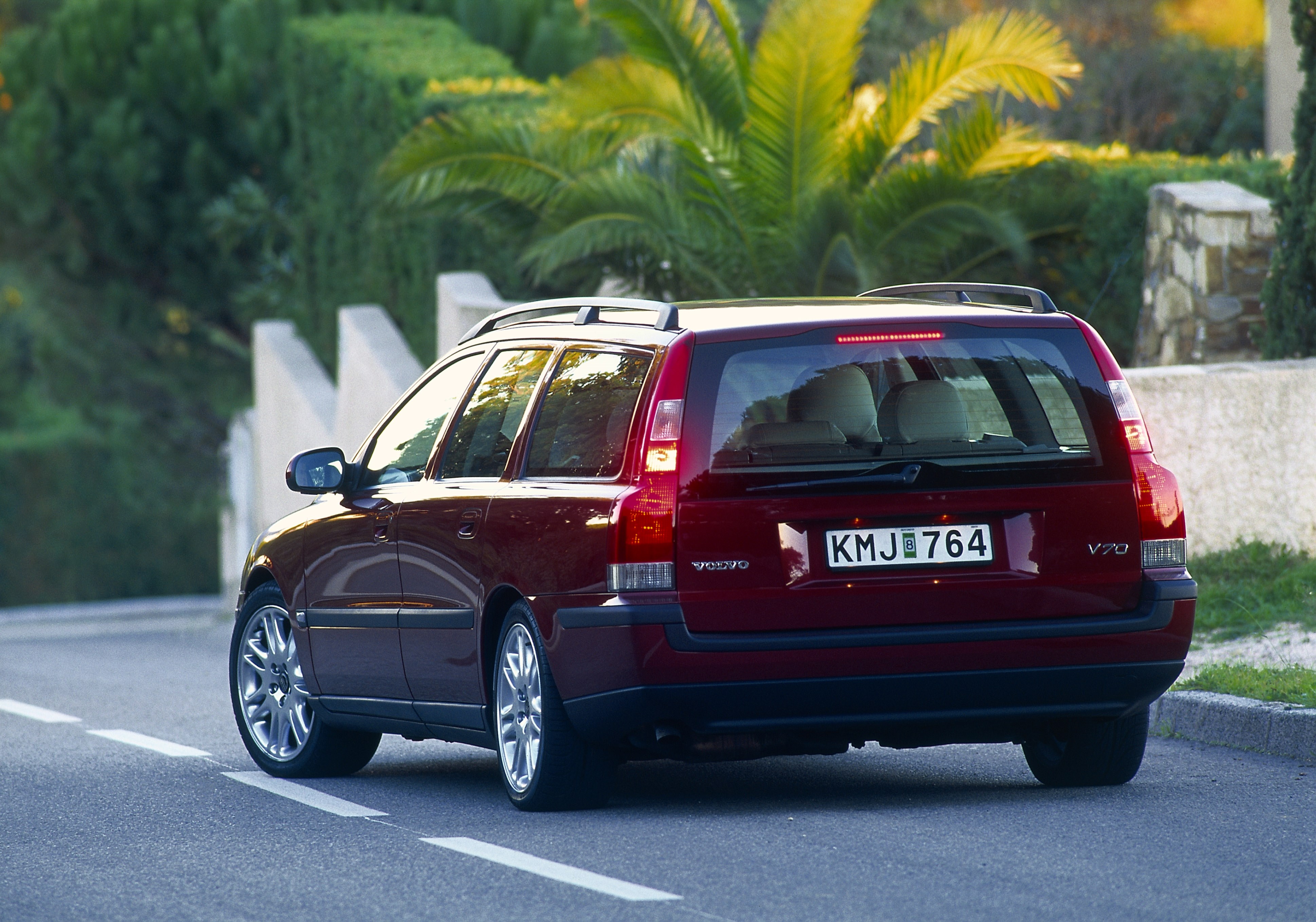 De productie van de Volvo V70 loopt op 25 april 2016 in Torslanda ten einde. Zijn opvolger, de Volvo V90, rolt in juni van de band.