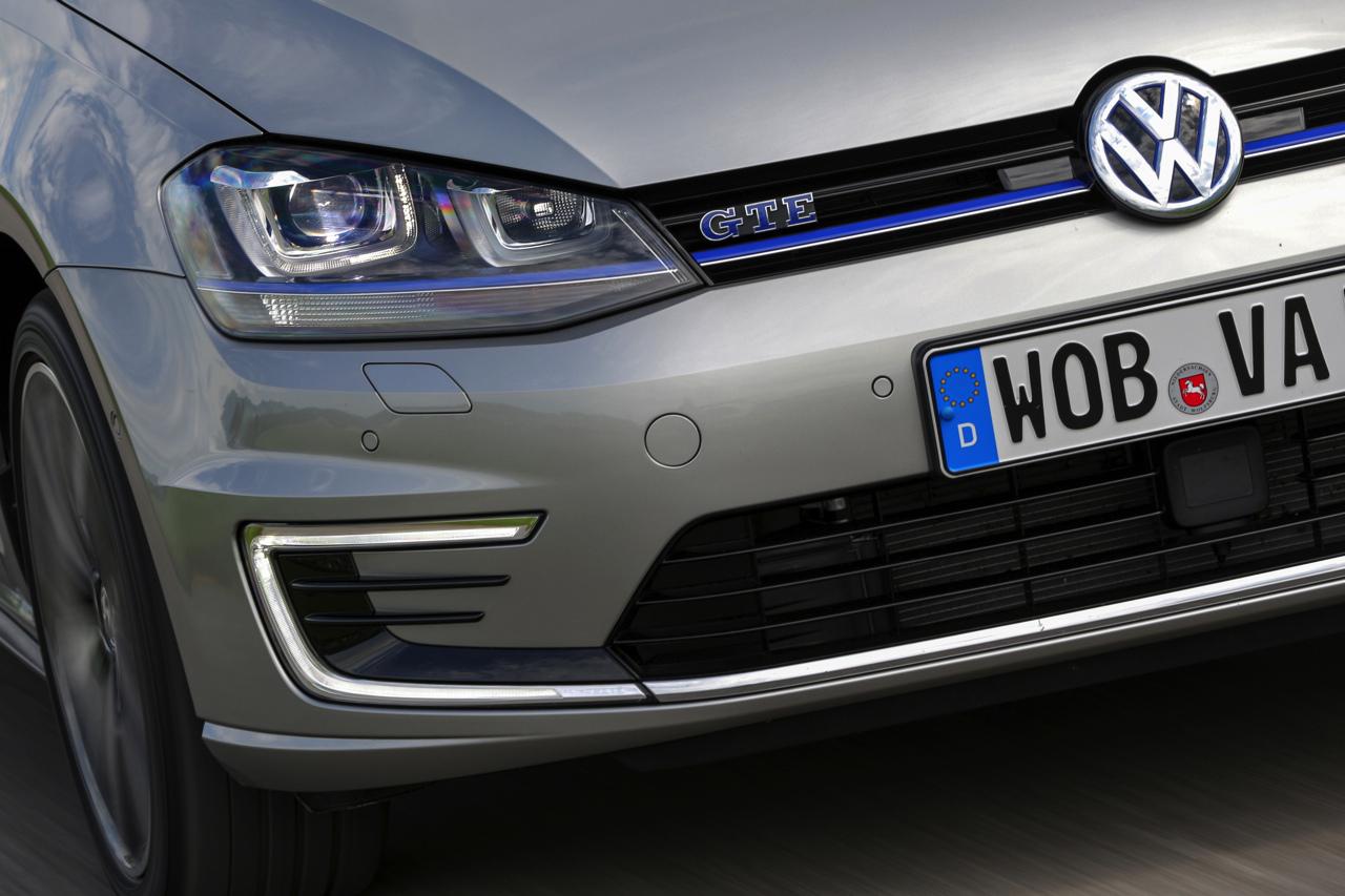 De autoverkopen in het najaar van 2015 stijgen flink ten opzichte van 2014.