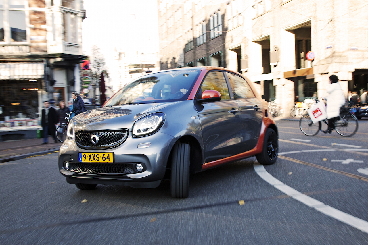 De autoverkopen in het najaar van 2015 stijgen flink ten opzichte van 2014.