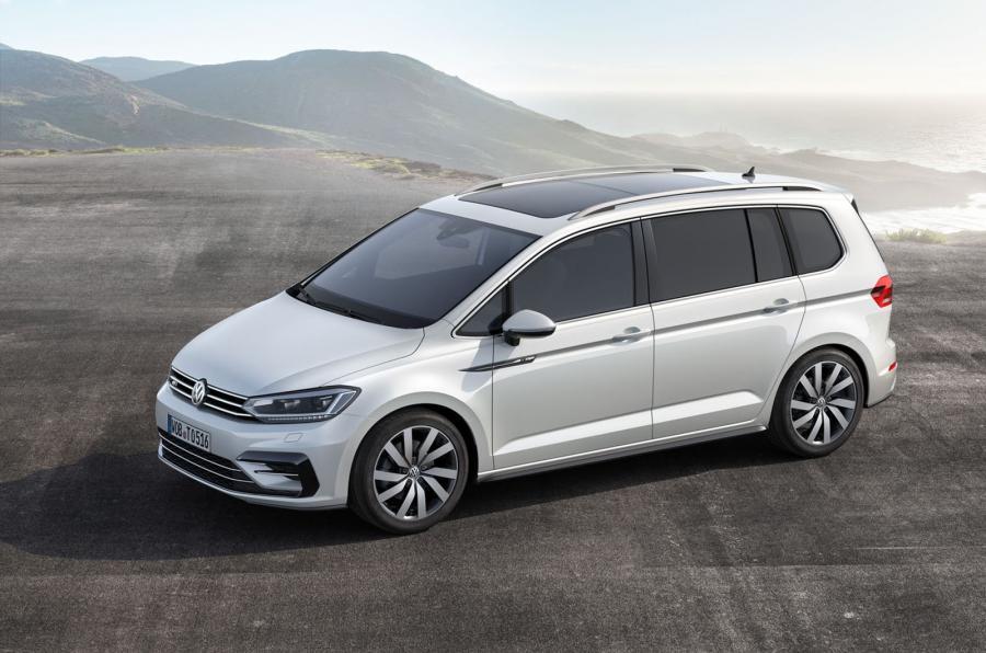 Volkswagen toont in Genve de volledig nieuwe Touran. Het model is nu weer in lijn met de rest van het modellengamma en groeit met 13 centimeter ten opzichte van de huidige Touran.