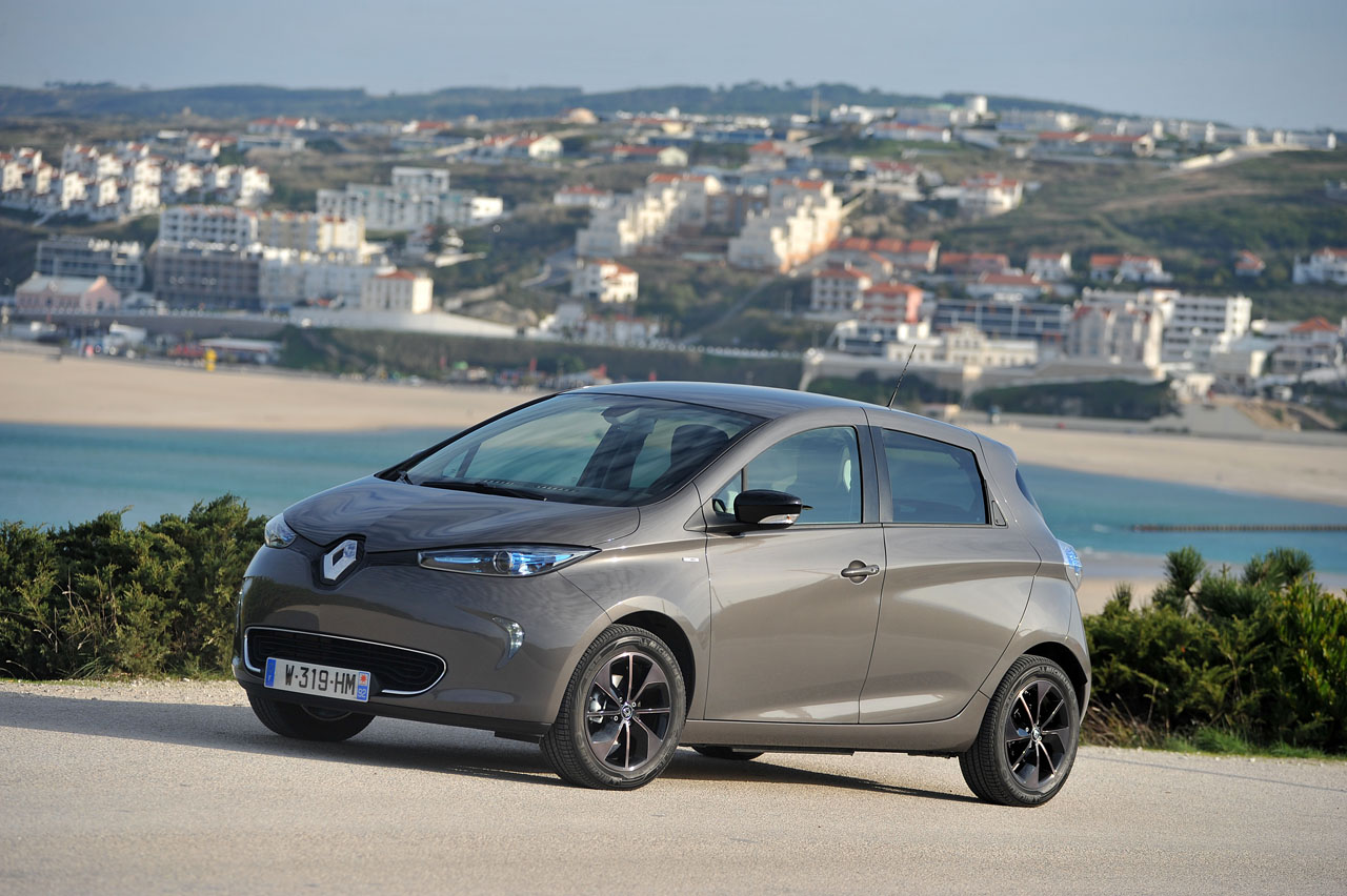 Autovandaag reed in Portugal met de Renault Zoe Z.E.40 met grotere batterij.