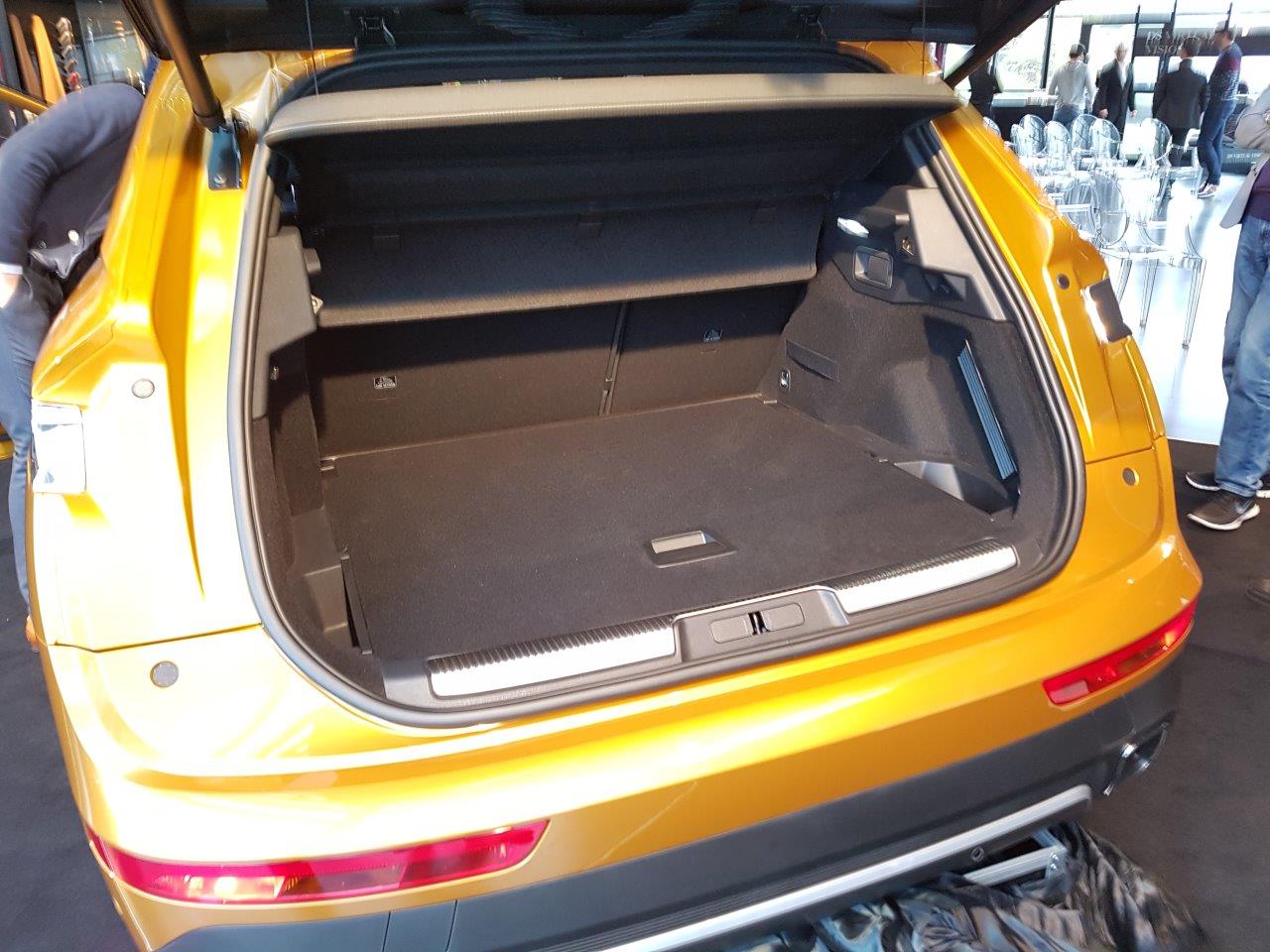DS lanceert in februari de nieuwe DS 7 Crossback. De prijzen zijn inmiddels bekend en de eigen dealerorganisatie wordt uitgerold.