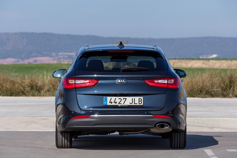 De Kia Optima stationwagon gaat eind 2016 in productie als Optima Sportwagon. Dit zijn de eerste beelden van het productiemodel!