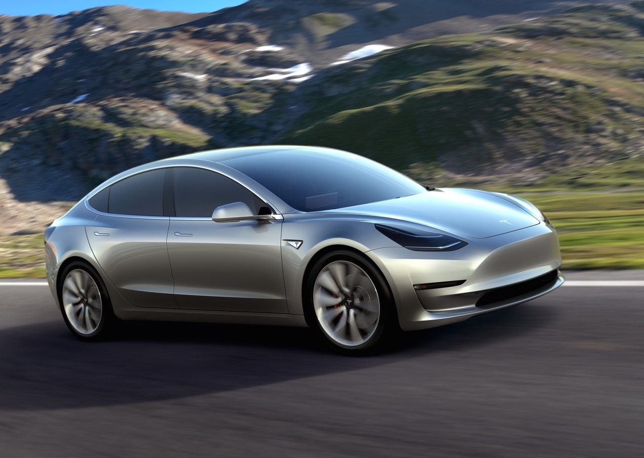 Eerste foto's en details Tesla Model 3, de volledig elektrische Tesla met een betaalbare prijs van 35.000 dollar.
