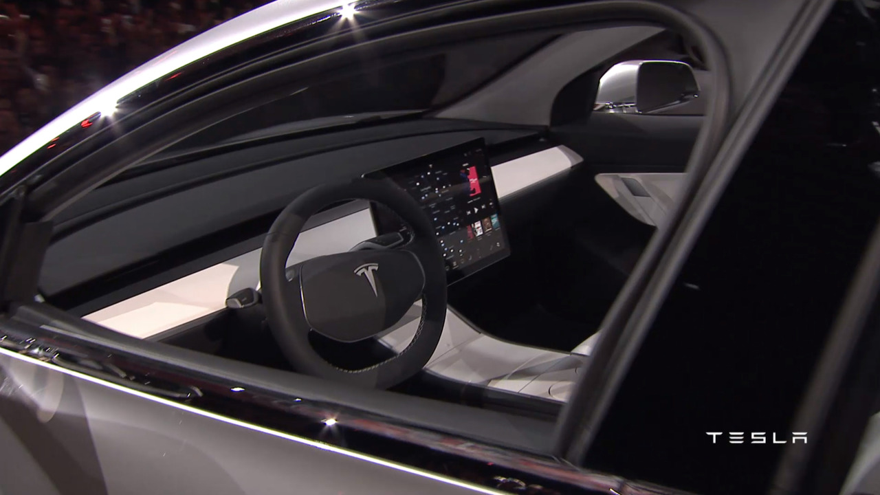 Eerste foto's en details Tesla Model 3, de volledig elektrische Tesla met een betaalbare prijs van 35.000 dollar.