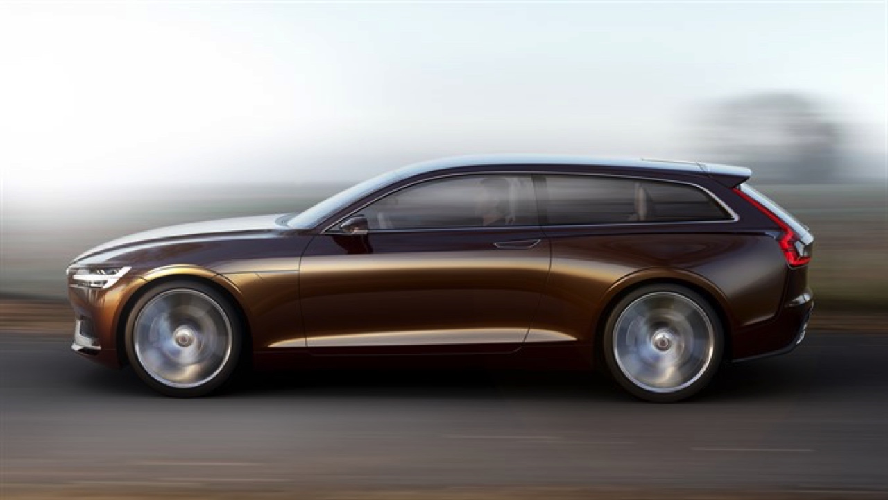 Volvo V90 2016 spy video. De nieuwe Estate is gebaseerd op de Concept Estate uit 2014.