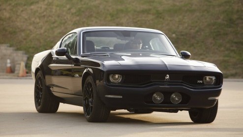 Equus Bass770 haalt de klassieke muscle car naar 2014 in Detroit