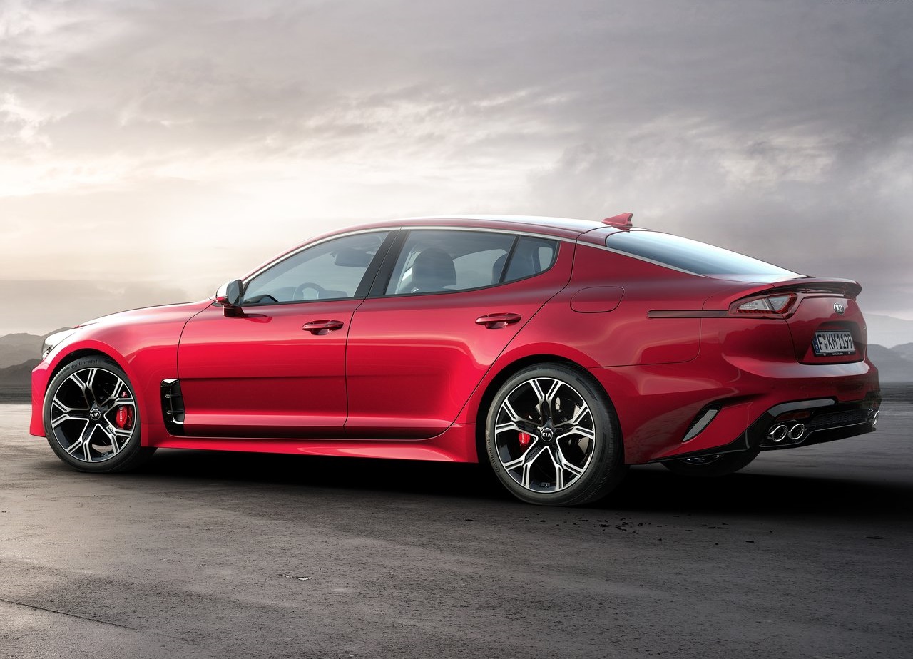 Kia heeft nu ook de Europese specificaties bekendgemaakt voor de Kia Stinger. Voor Europa wordt er een dieselmotor aan het aanbod toegevoegd, maar de komst naar Nederland is nog altijd niet bevestigd.
