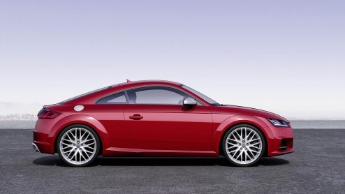Nieuwe Audi TT met vernieuwd design, compleet nieuw interieur en langere wielbasis wordt in het najaar van 2014 leverbaar.